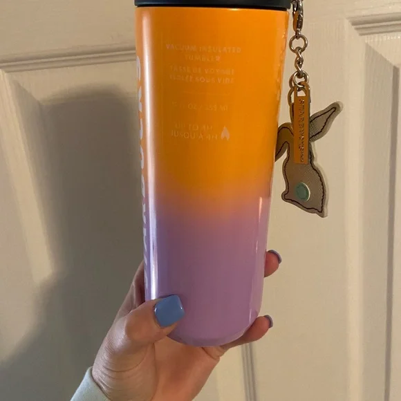 Starbucks bunny travel cup - Picture 3 of 8